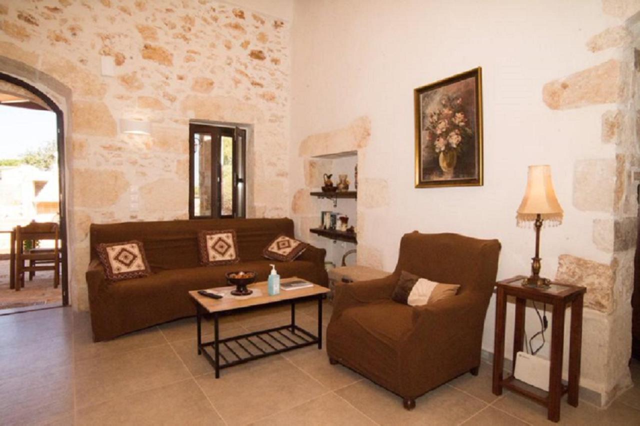 Villa Iliopetra *