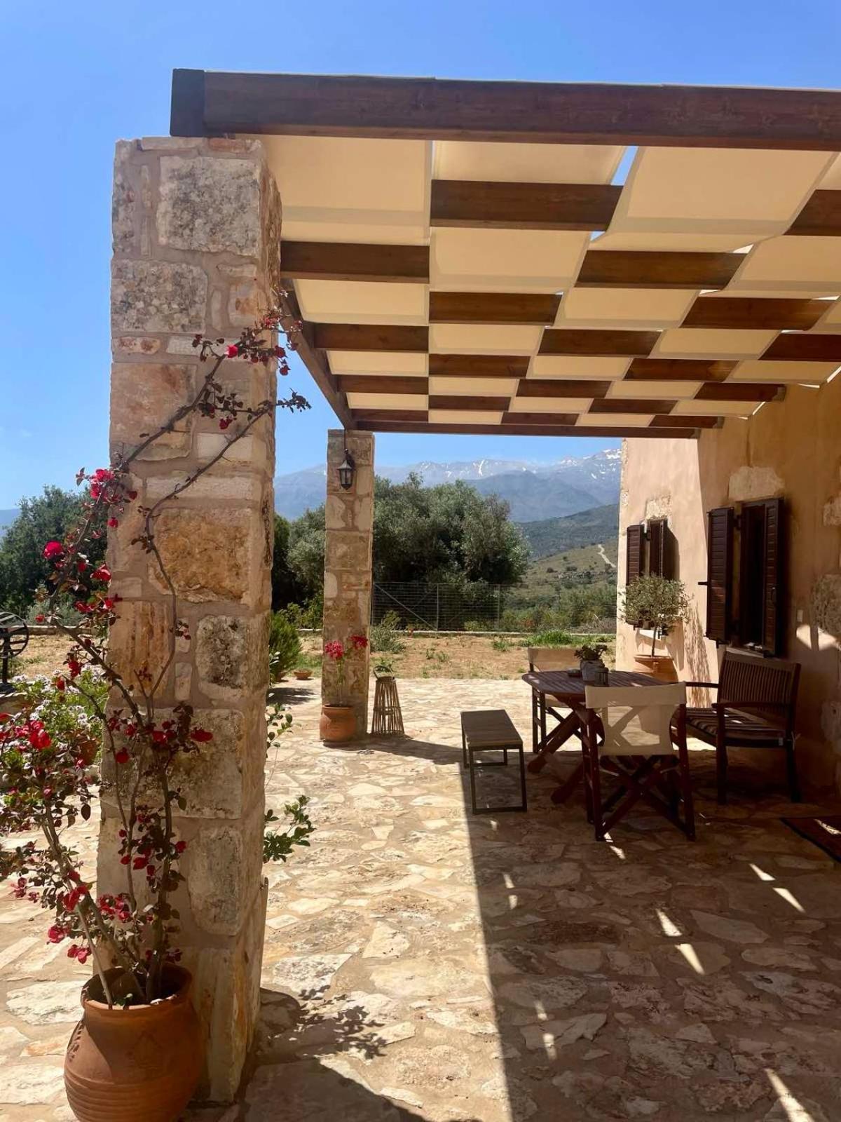 Iliopetra * Beritiana