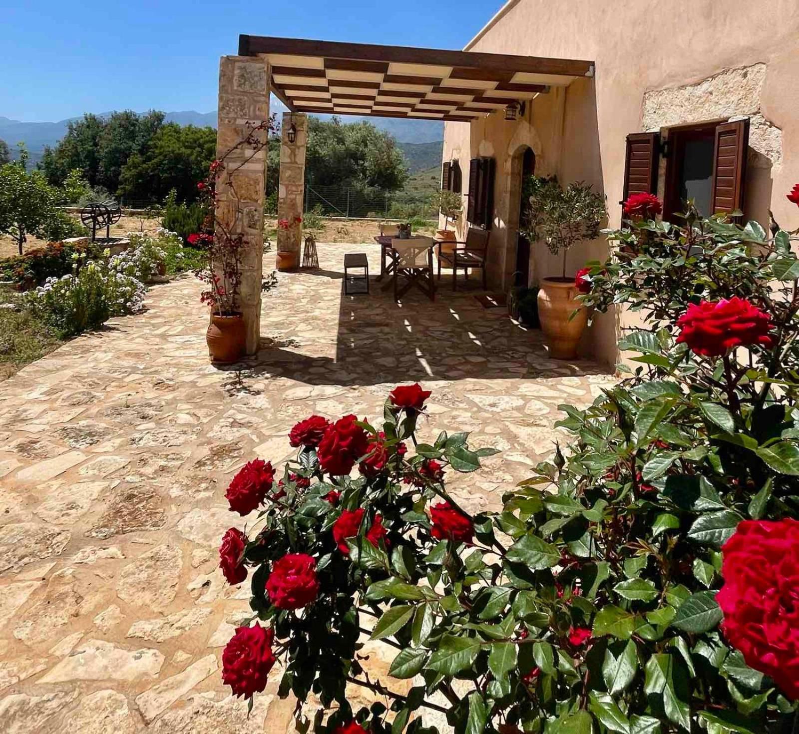 Villa Iliopetra Beritiana