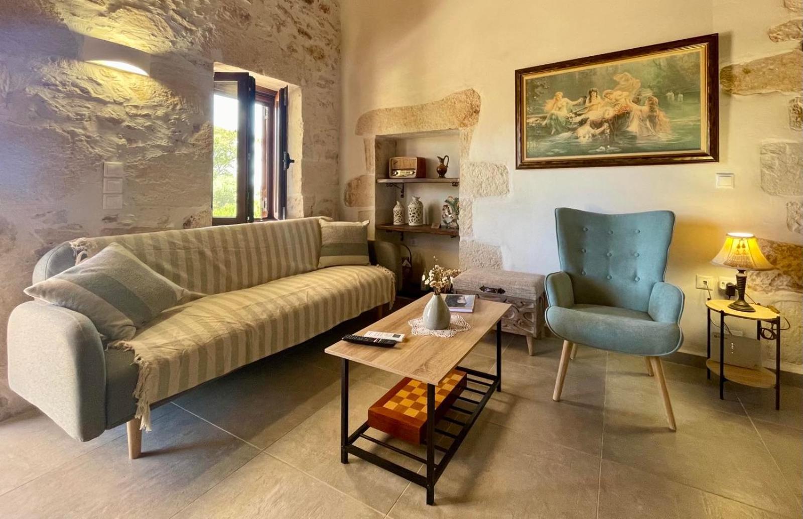 Iliopetra Villa *